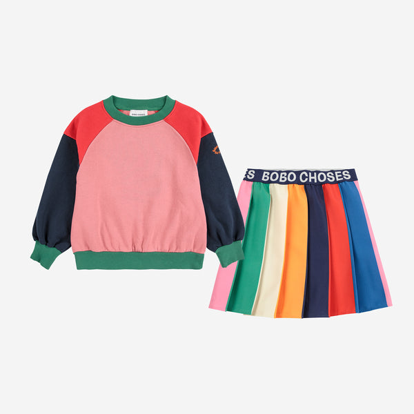Color Block Sweatshirt & Pleated skirt