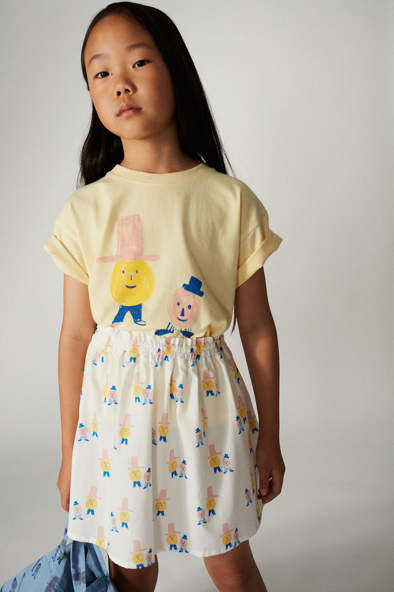 Vanilla Guest t-shirt & long skirt