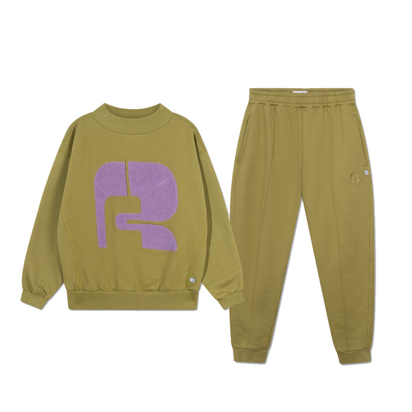 comfy sweater & jogging sweatpants | khaki moss