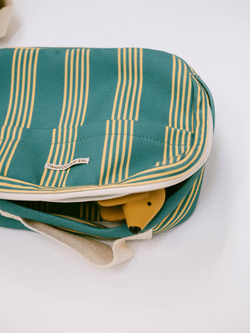 GOMMU STRIPED POUCH *GREEN*