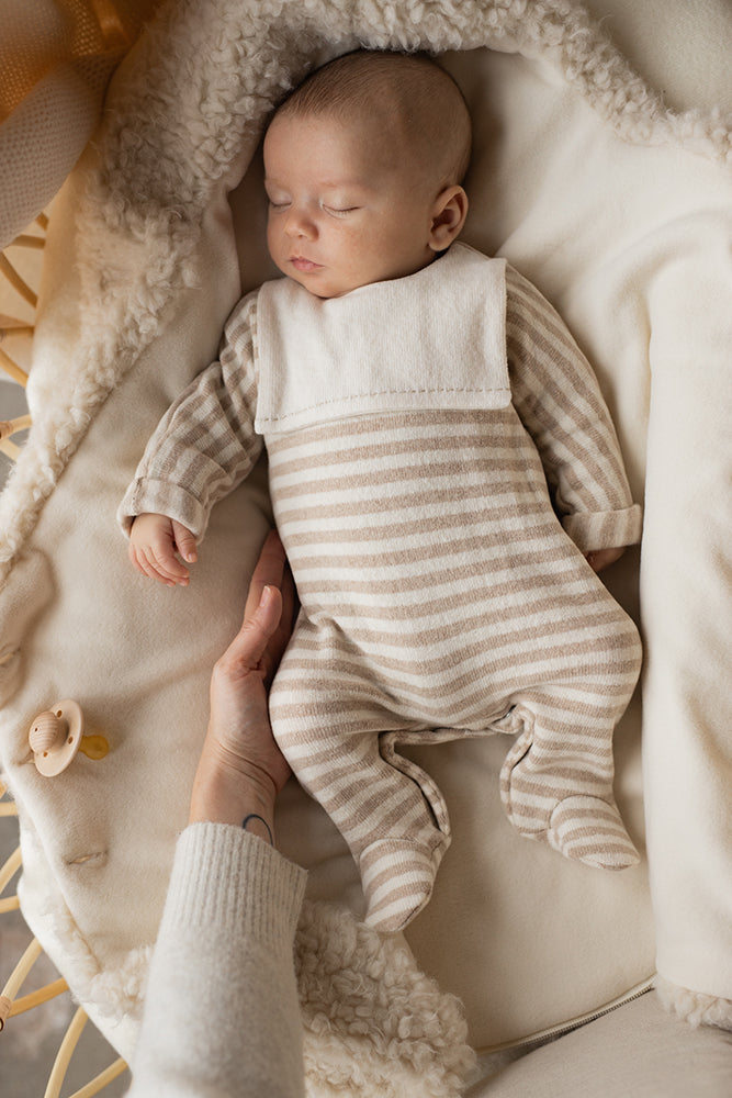 Ecru Corina baby nest