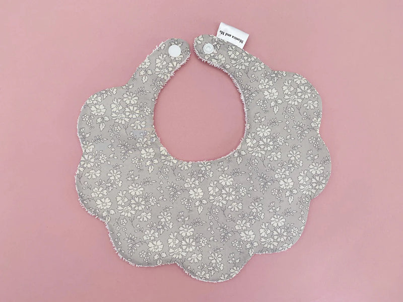 Light Grey Capel Bib