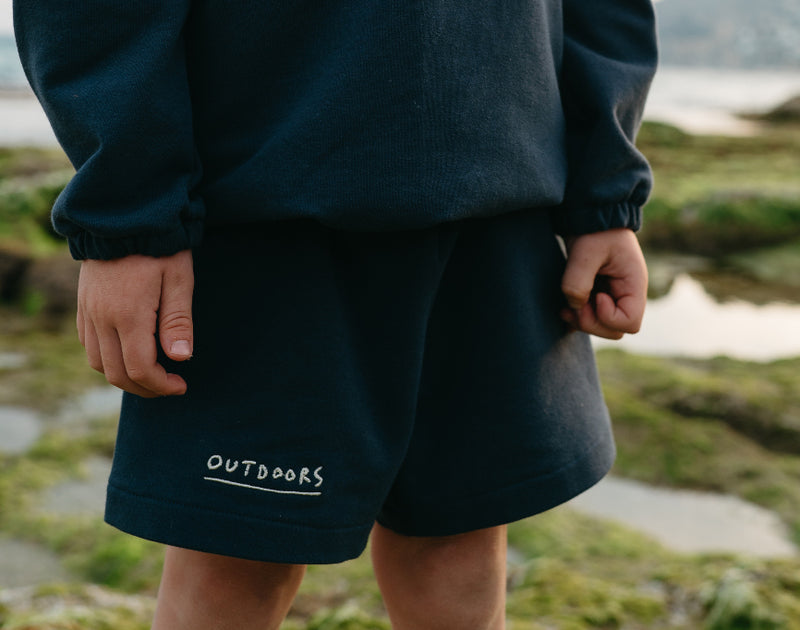 Navy outdoors sweatshirt with zipper & shorts "Outfit set"