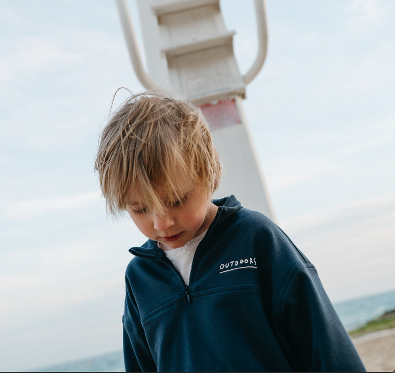 Navy outdoors sweatshirt with zipper & shorts "Outfit set"