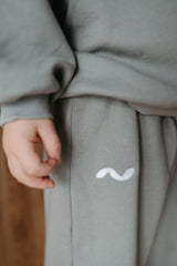 On the wave sweatshirt & pants "Outfit set"